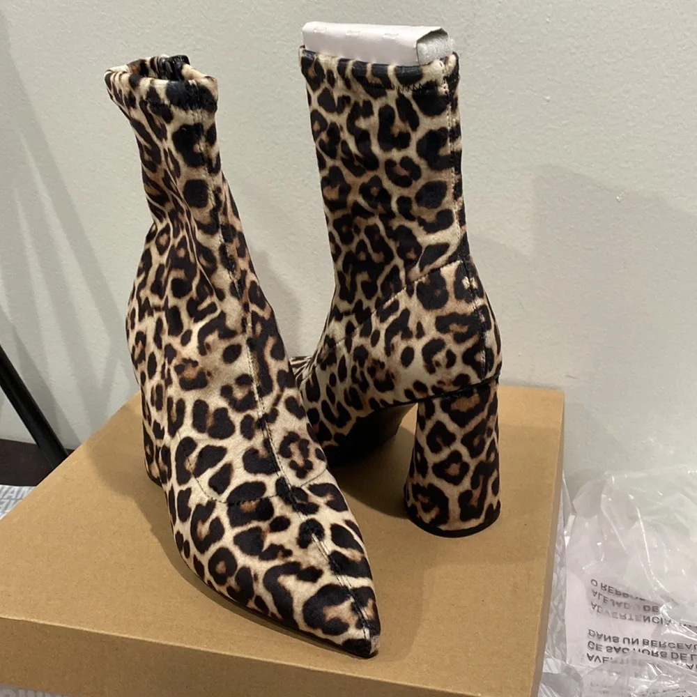 Steve Madden leopard print pointed boots